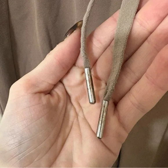 Women’s XL Lululemon Midrise Wideleg Taupetastic Sweatpants - Picture 5 of 8